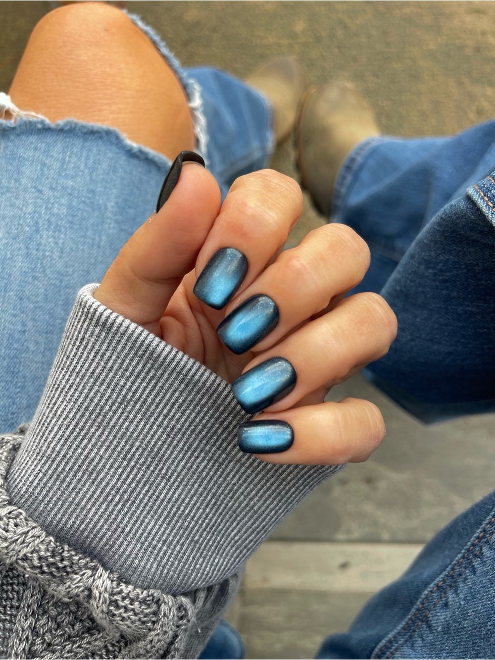 🚨New Release Red Aspen Blazing Bethany Cat Eye Press-On Nails - Shimmer Blue - Picture 2 of 4